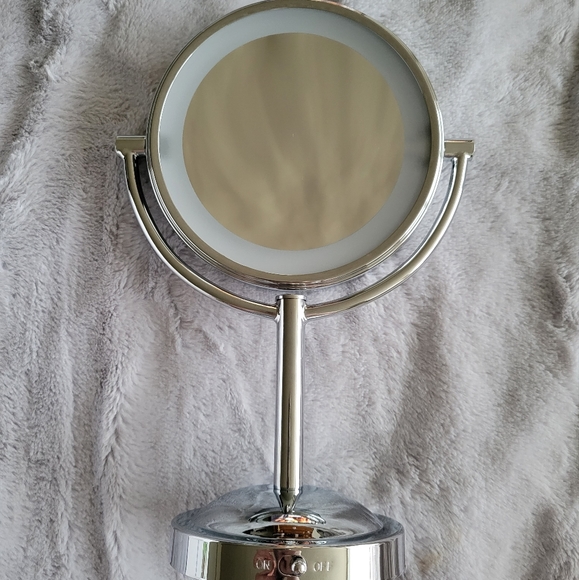 Conair Reflections 5x/1x Magnification Stand-up Mirror - Picture 6 of 8